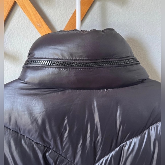 Michael Kors Puffer Jacket - Picture 4 of 6